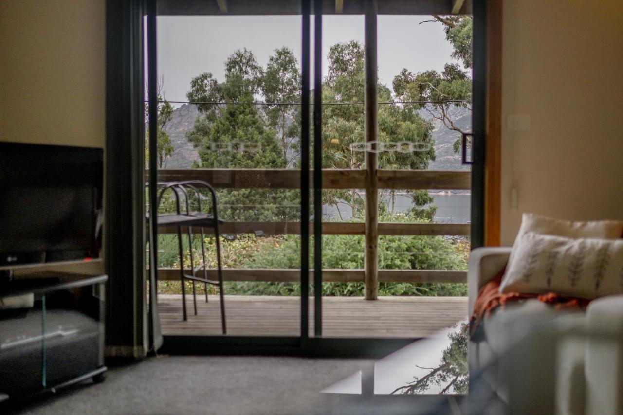 Freycinet Cottage 1 - Bluestone コールズ・ベイ エクステリア 写真